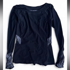 Bobbe‎ Long Sleeve Active Top